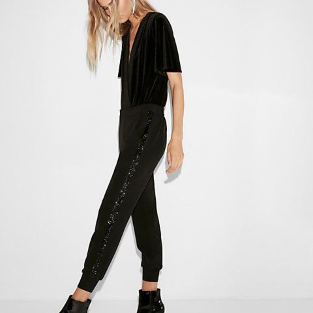 Express Mid Rise Sequin Jogger Pant Size Medium